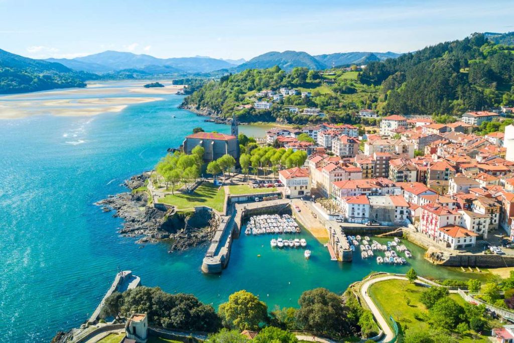 Ruta País Vasco Mundaka en verano